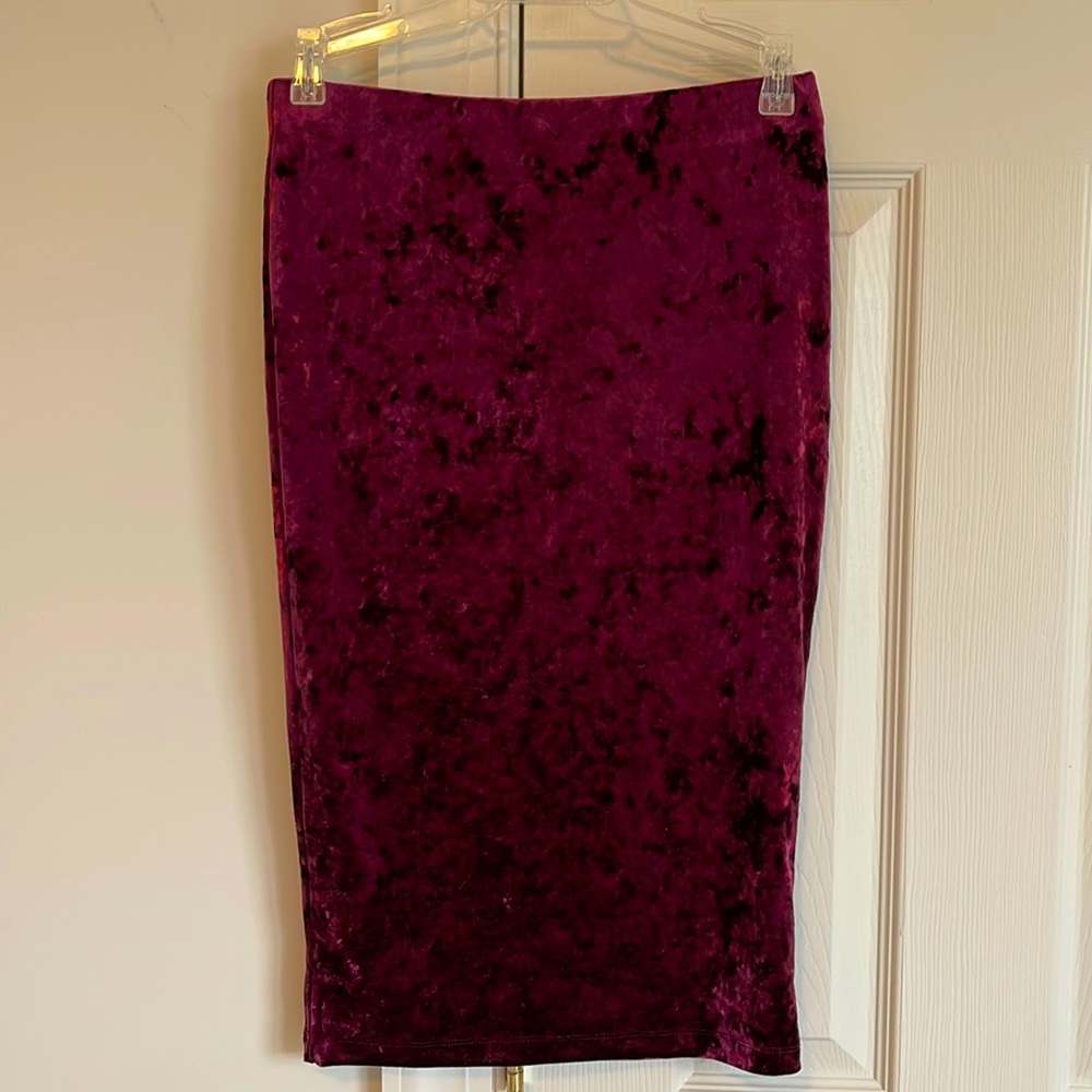 Crushed velvet skirt